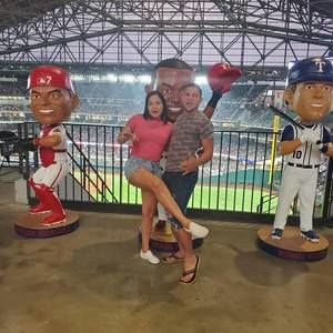 Meet your Posher, Luna